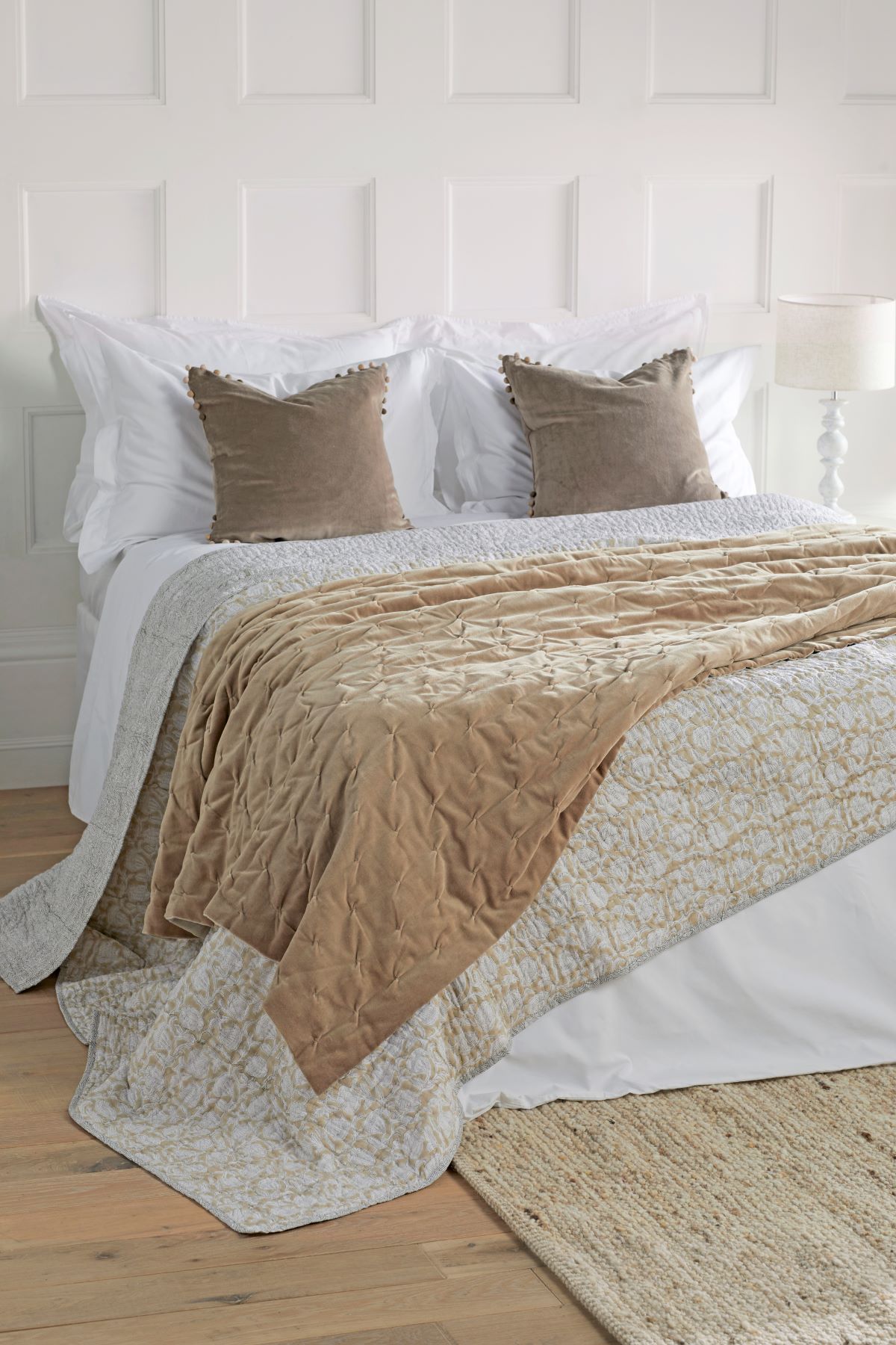 walton-co-bedspread-velvet-taupe